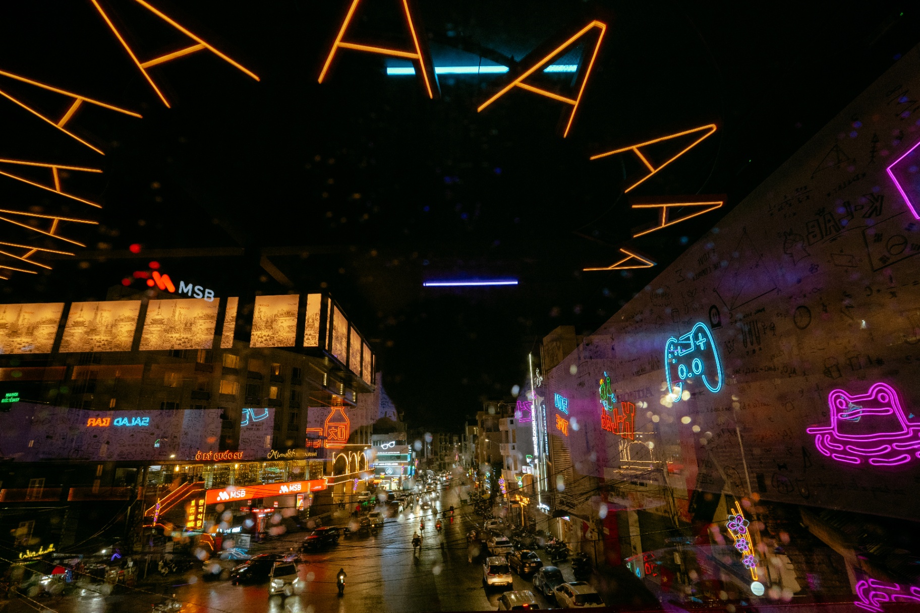 View phố Đà Lạt từ K-LAB về đêm