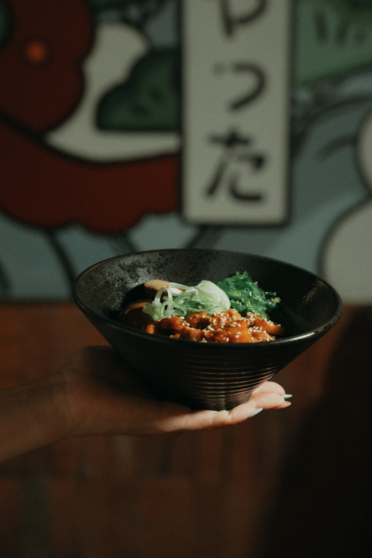 Wari Wari — donburi đặc trưng